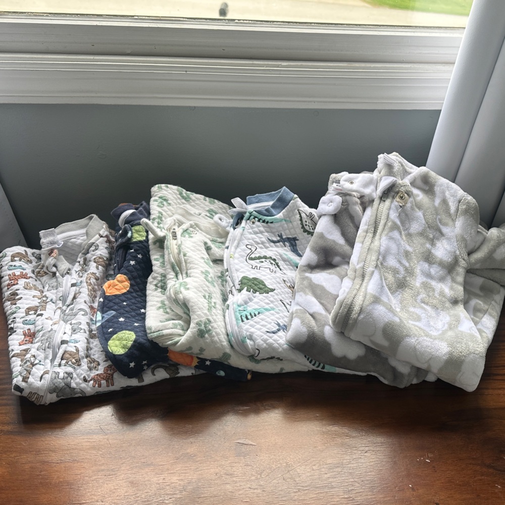 6 pack of Hudson Baby Sleep Sacks